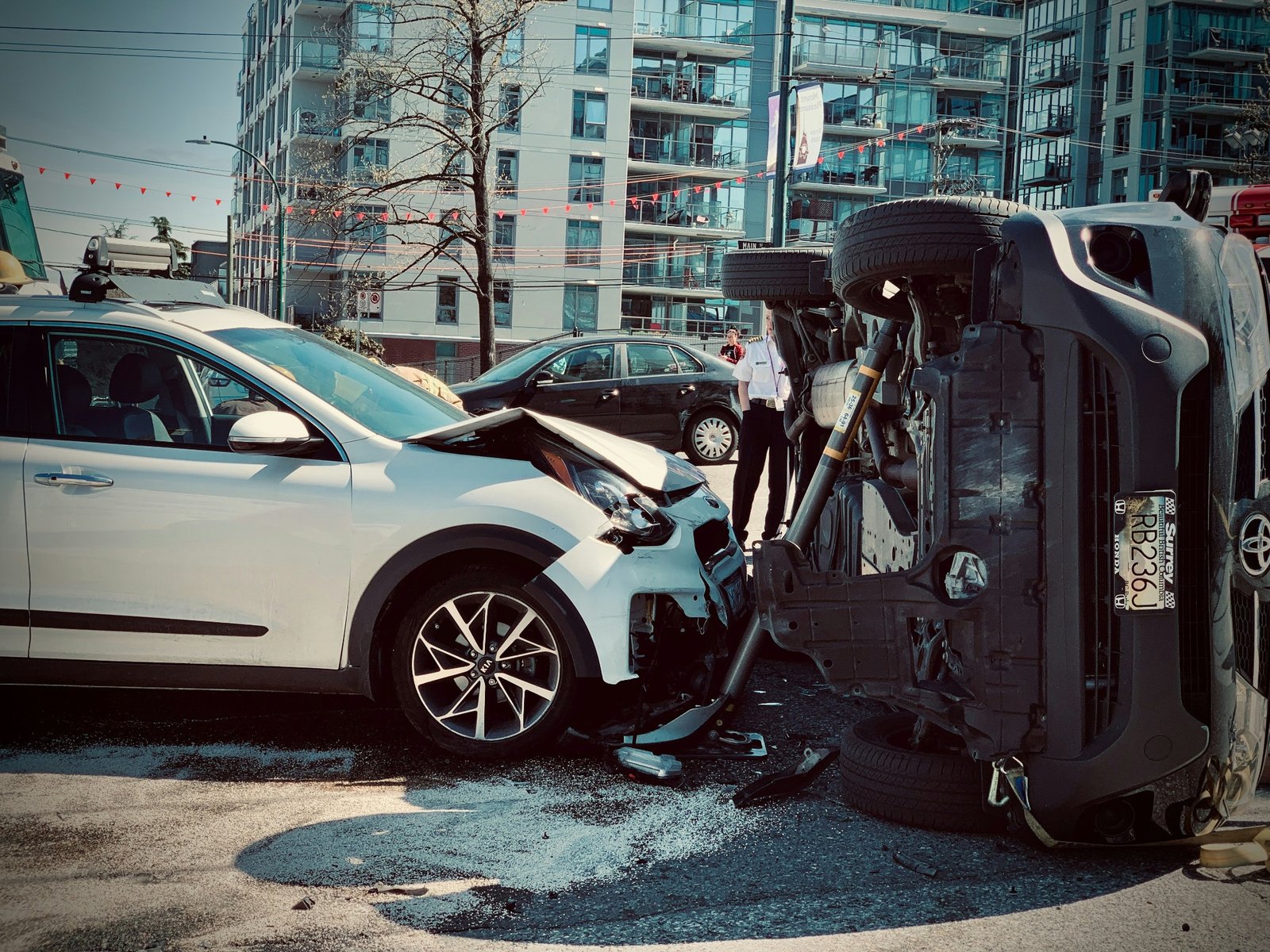 Professional accident vehicle recovery in Dubai